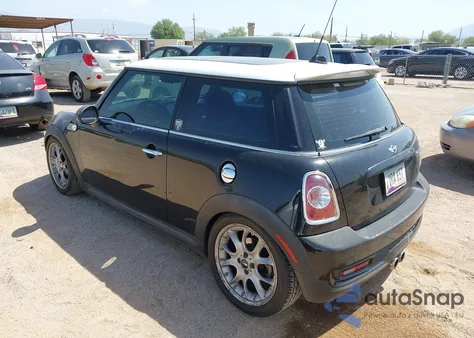 2011 Mini Cooper S из США, поврежденный, VIN WMWSV3C59BTY22068